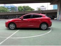 Mazda3 2.0 AT ปี 2017 เบนซิน เกียร์ออโต้ เพียง 339,000 บาท มือเดียว ซื้อสดไม่เสียแวท  ✅ ฟรีดาวน์ จัดล้นได้ ไมล์น้อย สวยพร้อมใช้ ✅ ทดลองขับได้ ✅ ไฟแนนท์ได้ทุกจังหวัด .สามารถซื้อประกันเครื่องเกียร์ได้คร รูปที่ 7